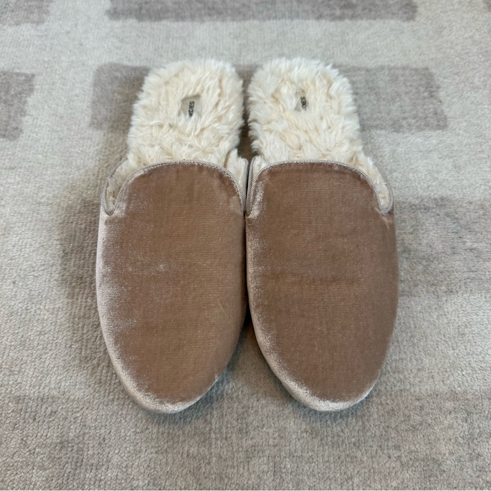 Birdies The Phoebe Cream Faux Fur (Size 9) - Picture 3 of 11